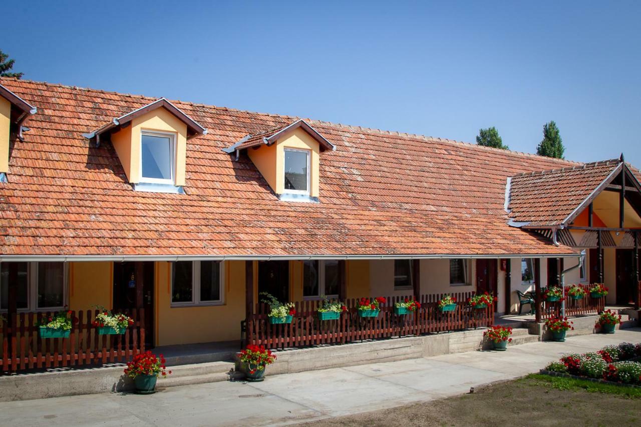 수보티차 Casa Simon 2 아파트 외부 사진